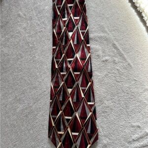 Elegant Burgundy and Black Geometric Tie